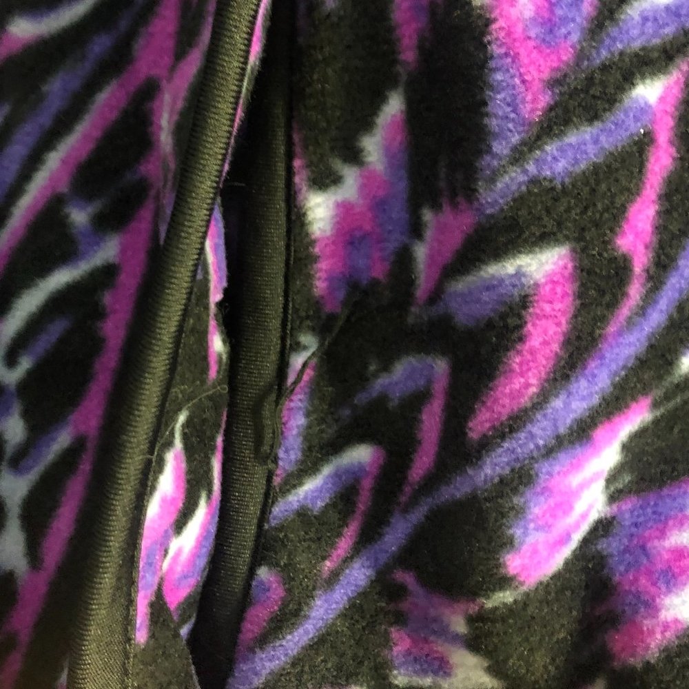 Vintage Bob Mackie Wearable Art Fleece - Picture 9 of 9